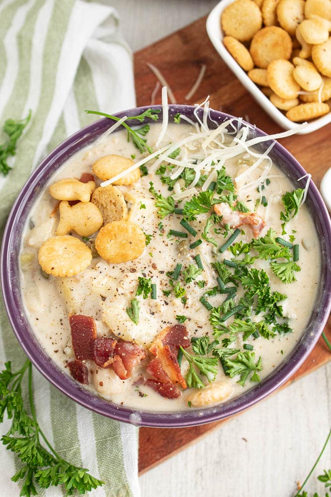 Light and Creamy New England Clam Chowder Recipe